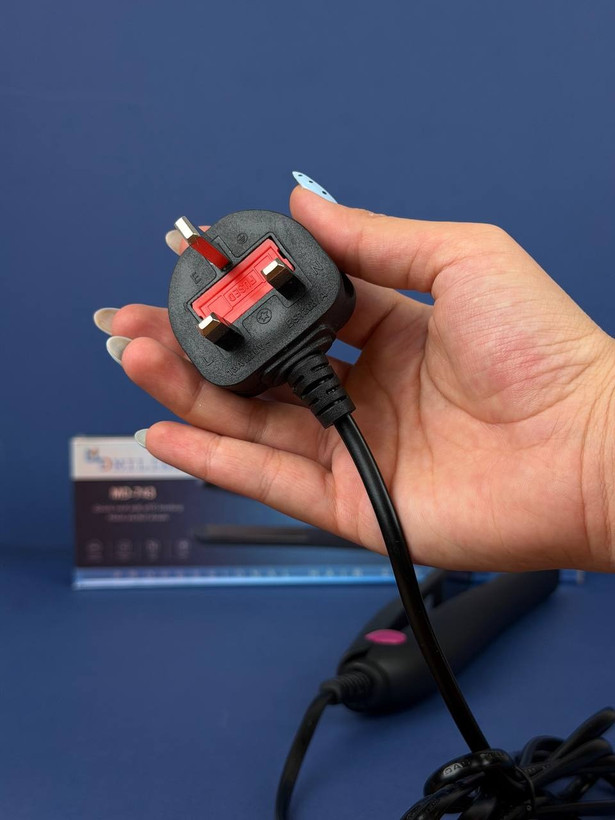 اتو مو وارداتی اورجینال میلندا MD743 | صفحات PTC + دمای 220 درجه