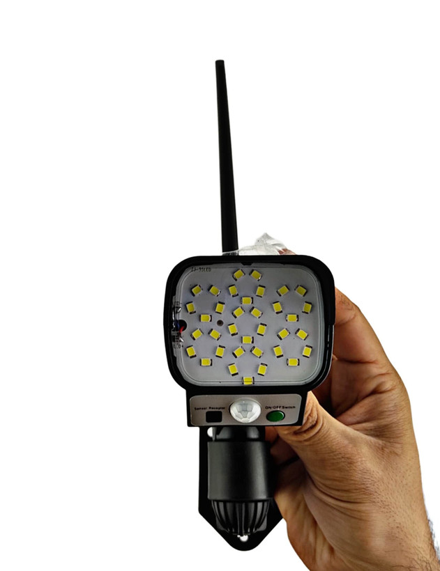 چراغ خورشیدی وارداتی اورجینال طرح دوربین مداربسته Pr-Cam | سنسور حرکت + ۷۷ LED